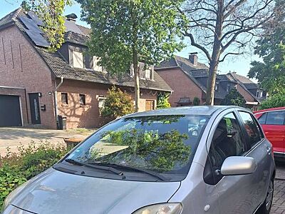 Toyota Yaris Yaris 1.0
