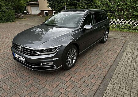 VW Passat Variant Volkswagen 2.0 TDI/AHK/Pano/Standhz