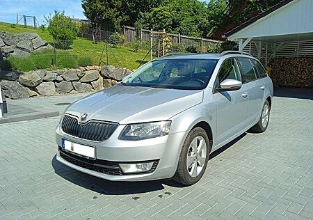 Skoda Octavia Combi 1.6 TDI DPF Elegance