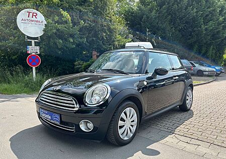Mini Cooper 1.6 Pano/Teilleder !!!