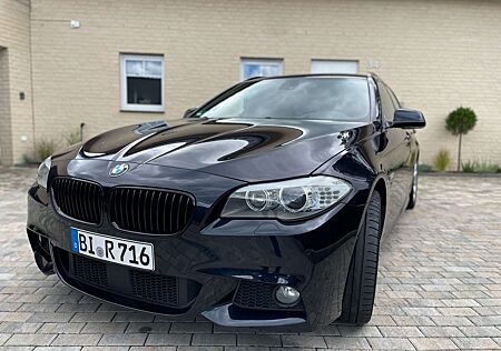 BMW 525d 525 xDrive Touring Sport-Aut.