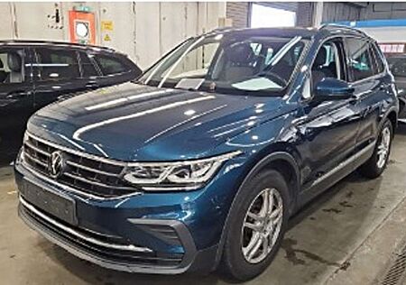 VW Tiguan Volkswagen 1.5 TSI OPF DSG Life ACC PANO AHK