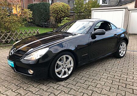 Mercedes-Benz SLK 200 Cabrio, *NAVI, LEDER*