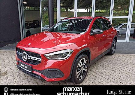 Mercedes-Benz GLA 220 d 4M Night+AHK+Kamera+Multibeam+AdvSound