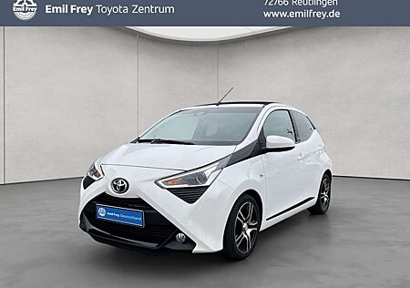 Toyota Aygo (X) x-play Team Deutschland
