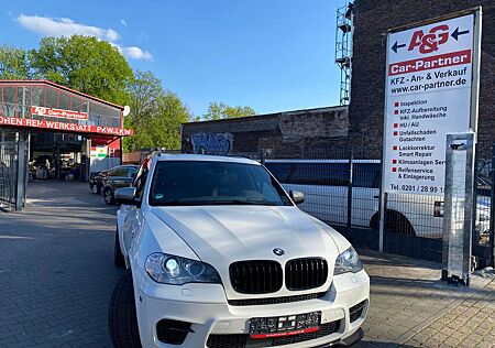 BMW X5 M50d (E70)/ Bi-Xenon / Vollleder/ Panorama