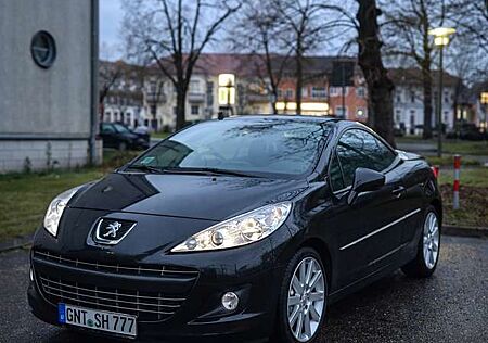 Peugeot 207 CC 120 VTi Black&White Edition