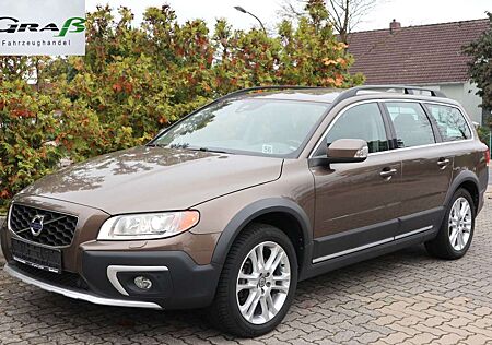 Volvo XC 70 XC70 D5 AWD * 2.Hand/u-frei/1.Lack/SH-gepflegt *