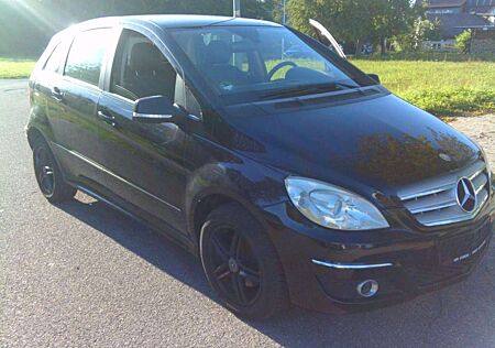 Mercedes-Benz B 180 B -Klasse NGT Erdgas Automatik