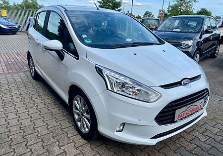 Ford B-Max Titanium/ Top gepflegt / Scheckheft