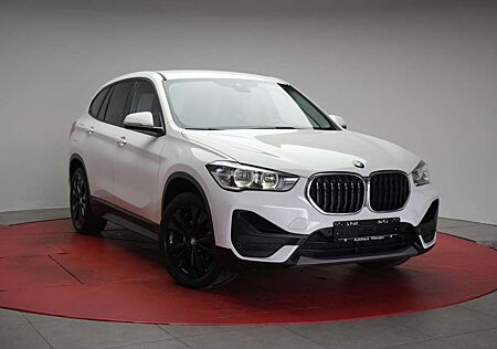 BMW X1 sDrive18d Navi/LED/AHK/Shzg