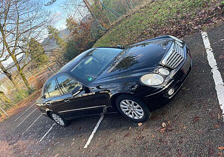 Mercedes-Benz E 200 Kompressor Automatik Elegance