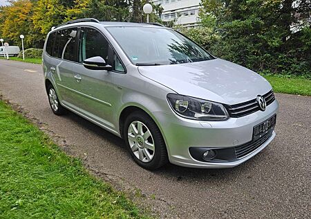 VW Touran Volkswagen 7-Sitze PDC Tempomat AHK Tüv 5.27 COC Scheckh.
