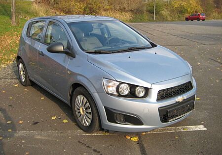 Chevrolet Aveo Schrägheck LS-92Tkm-Top Zustand-TüV neu!