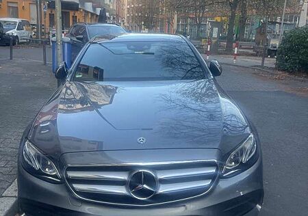 Mercedes-Benz E 350 d AMG Line