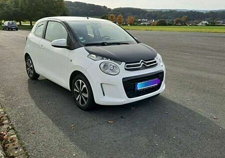 Citroën C1 Citroen PureTech 82 Shine