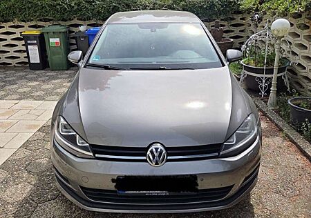 VW Golf Volkswagen VII Diesel 5-Türer 1.6 TDI Comfortline