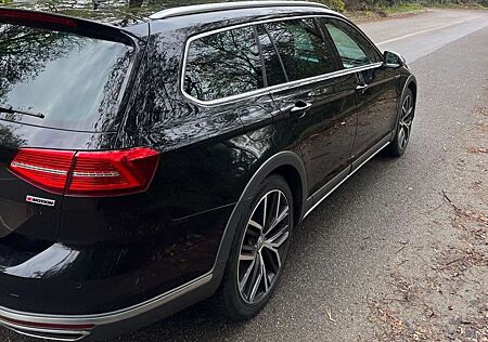 VW Passat Alltrack Volkswagen 2.0 TDI SCR 4Motion DSG
