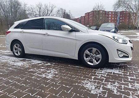 Hyundai i40 i40cw 1.7 CRDi Style