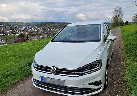 VW Golf Sportsvan Volkswagen Golf+VII+Sportsvan+1.5+TSI+ACT+Highline