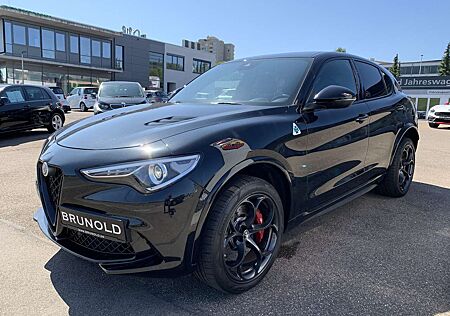 Alfa Romeo Stelvio V6 2.9 Bi-Turbo AT8-Q4 Quadrifoglio