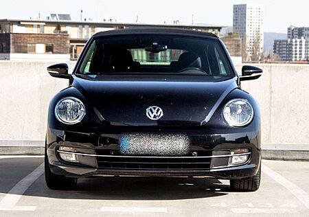 VW Beetle Volkswagen Cabrio 1.6 TDI Design