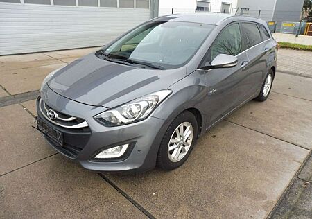 Hyundai i30 CW 1.6 CRDi 81kW Style BlueDrive Euro 5
