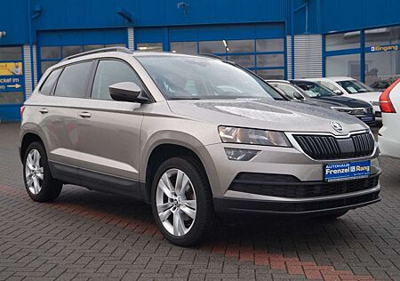 Skoda Karoq Style *AHK*Pano*1.Hand*Kamera*Navi*SHZ*DAB