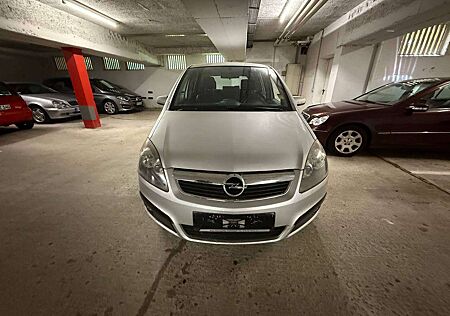 Opel Zafira 2.2 Automatik Edition Plus
