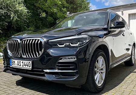 BMW X5 xDrive30d, Skylounge, HiFi ,Trittbrett