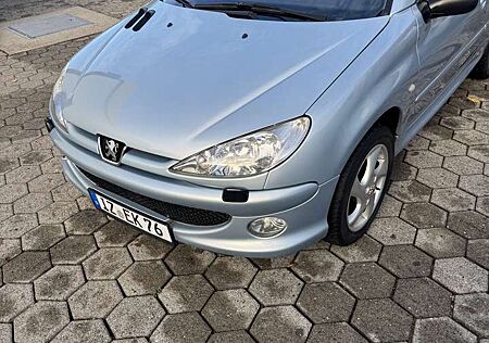 Peugeot 206 CC Cabrio Top Zustand
