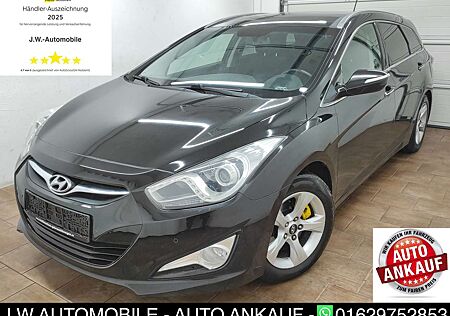 Hyundai i40 KOMBI 1.7CRDI STYLE PANO NAVI KLIMA KAMERA TEMP BC