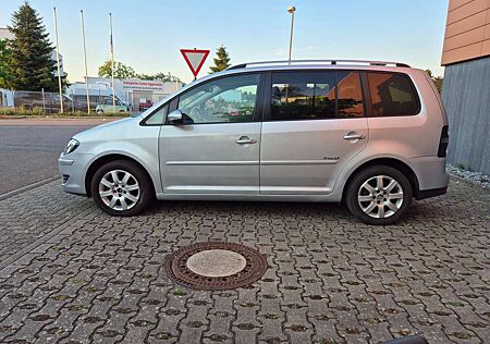 VW Touran Volkswagen Freestyle 1,9 Ltr 2.Hand-Klima-Navi-7Sitze