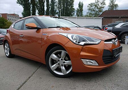 Hyundai Veloster 1,6 Ltr. - 103 KW / Blue - Drive
