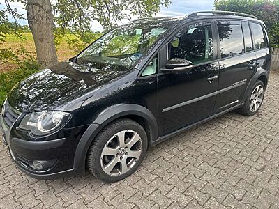 Volkswagen Cross Touran 2,0 TDI 170 PS HIGHLINE LEDER  ALU PDC STANDHEIZUN