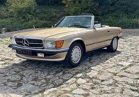 Mercedes-Benz SL 300