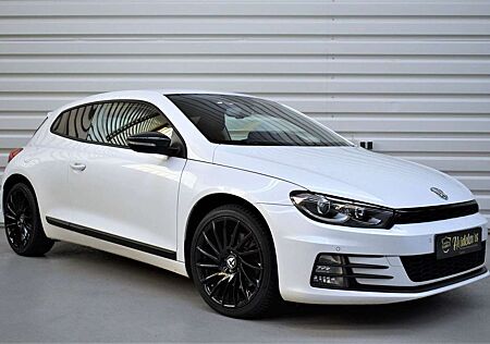 VW Scirocco Volkswagen 2.0 TSI AUTOMATIK*SITZH*KLIMAAUT*PDC*XENON