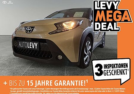 Toyota Aygo 1.0 Pulse FLA SpurH LM KAM Navi ACC SHZ