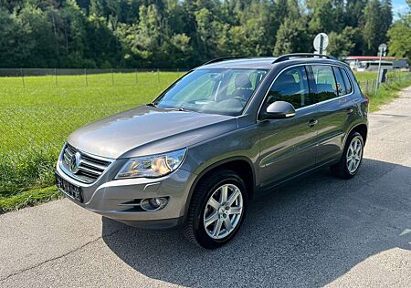 VW Tiguan Volkswagen Track & Field 4Motion*AUTOMATIK**TOP ZUST