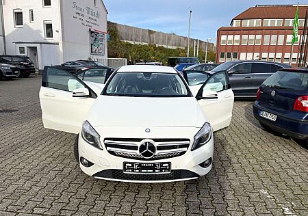 Mercedes-Benz A 180 (BlueEFFICIENCY)