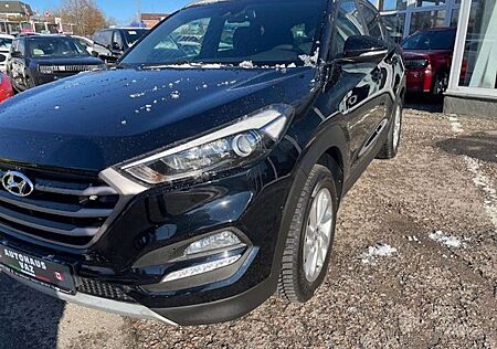 Hyundai Tucson blue Passion 2WD