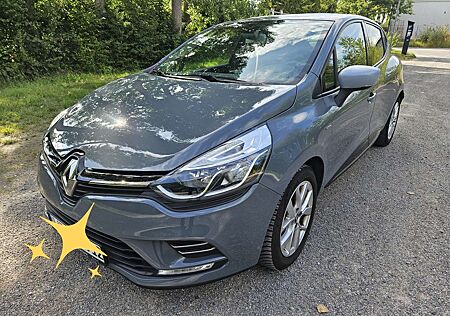 Renault Clio TCe 90 Limited Start&Stop mit Allwetterreifen