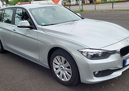 BMW 318d 318 Touring Efficient Dynamics