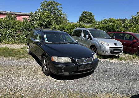 Volvo V70 D5 Kinetic 2004-