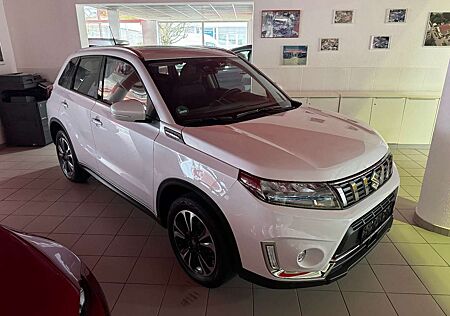 Suzuki Vitara 1.5 Hybrid Comfort+ 4x4/SuzukiGarantie