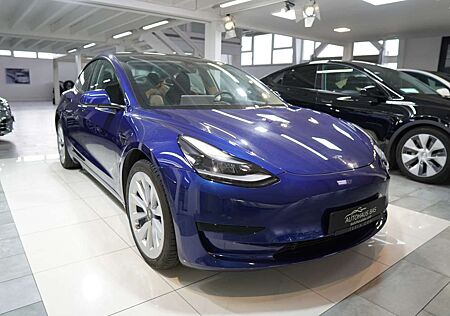 Tesla Model 3 Standard Range + * AHK * 19 Zoll *