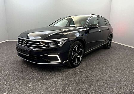VW Passat Variant gebraucht kaufen VW Passat Variant Volkswagen GTE R-LINE MATRIX*HUD*ACC*PANO