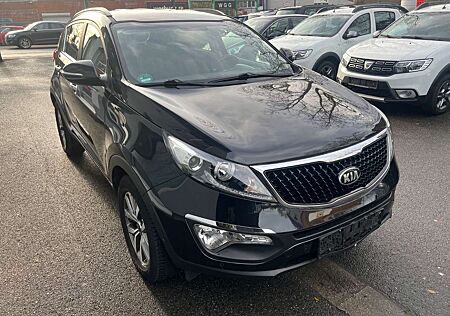 Kia Sportage FIFA World Cup Edition 2WD"Navi"Kamera"