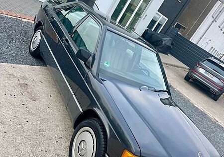 Mercedes-Benz 190 gebraucht kaufen Mercedes-Benz 190 E 1.8