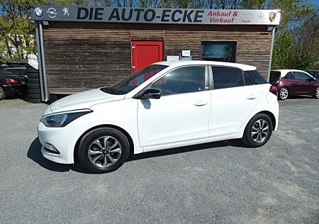 Hyundai i20 / / 1.2 Passion / 1.Hand
